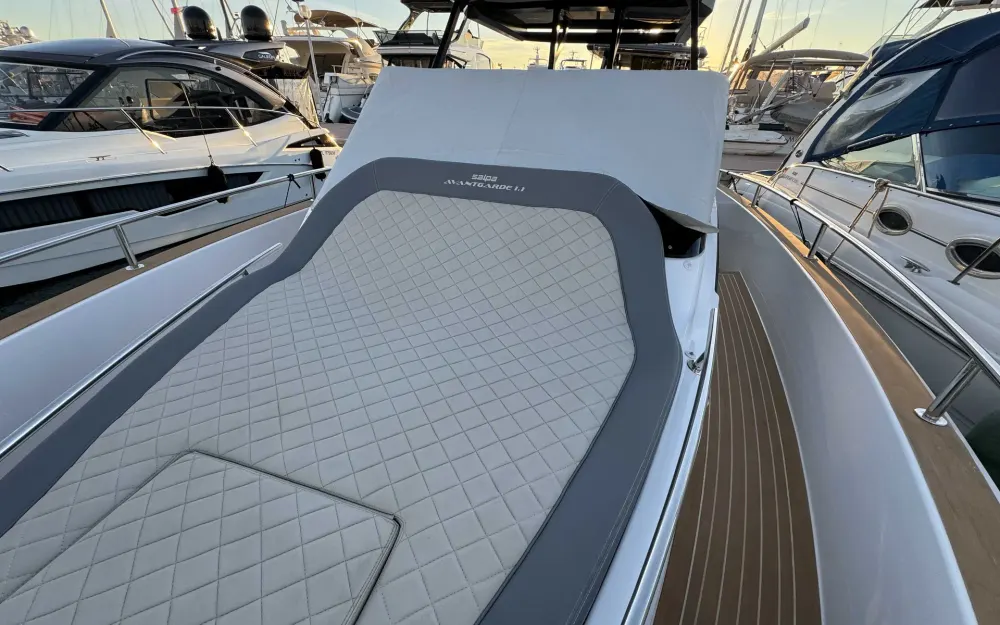 slider 11 Salpa Avantgarde 35 - null