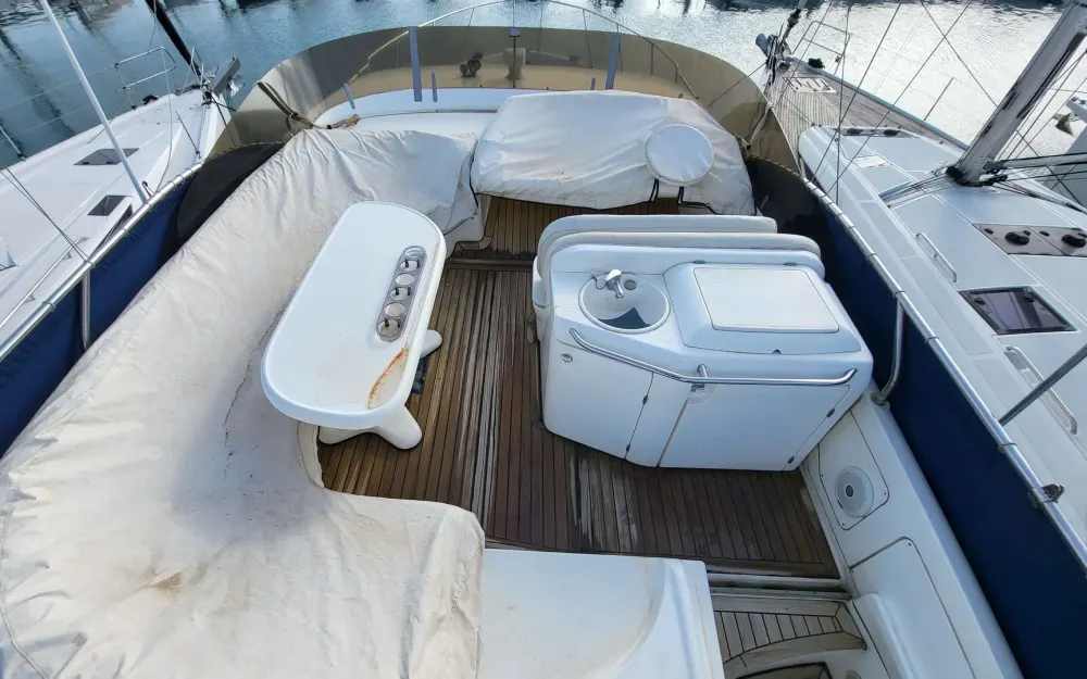 slider 11 Sealine  T 51