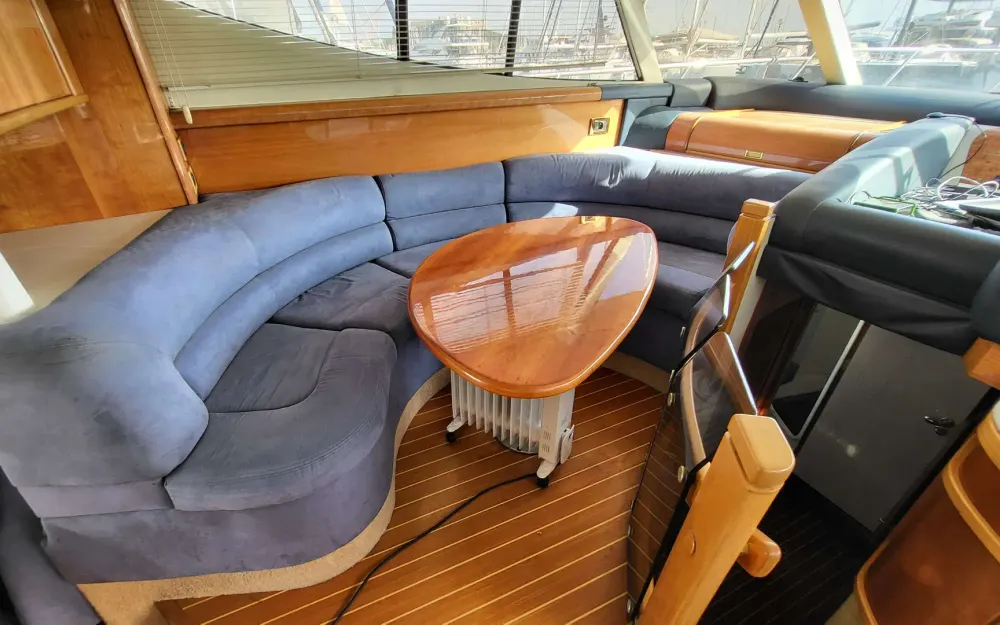 slider 17 Sealine  T 51