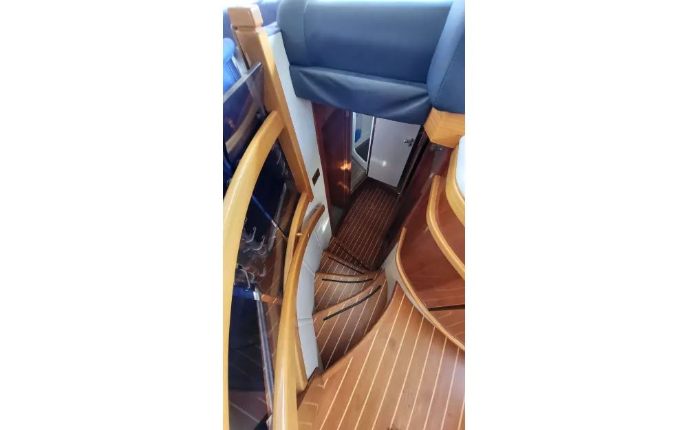 slider 19 Sealine  T 51