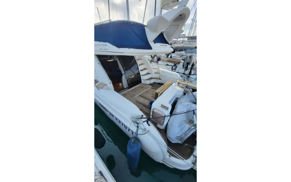 slider 2 Sealine  T 51