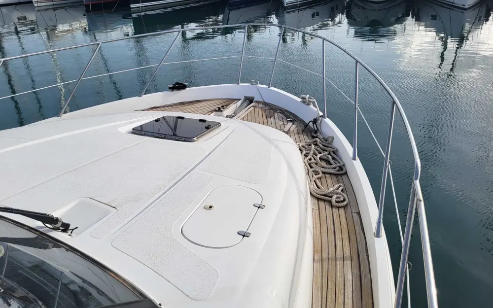 slider 4 Sealine  T 51