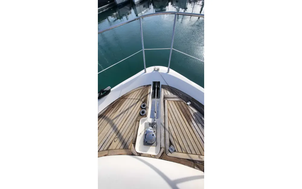 slider 5 Sealine  T 51