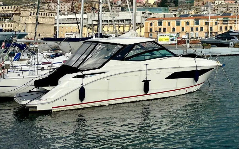 slider 0 Sea Ray  320 Sundancer