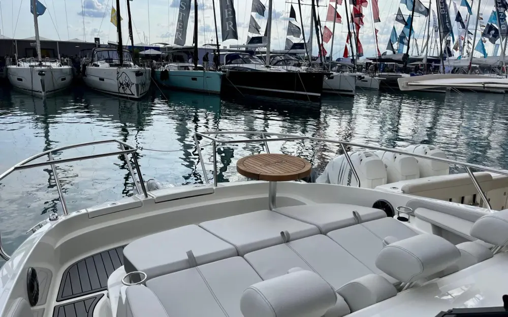 slider 3 Sea Ray  320 Sundancer
