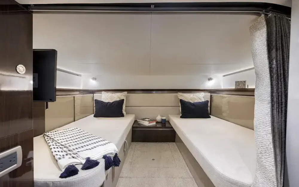slider 5 Sea Ray  320 Sundancer