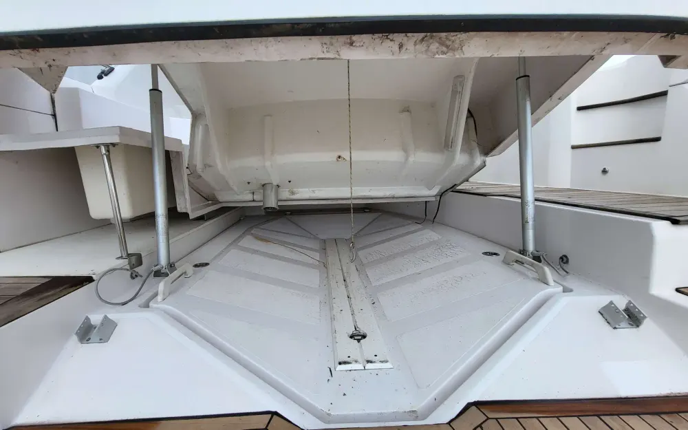 slider 2 Sessa Marine C43