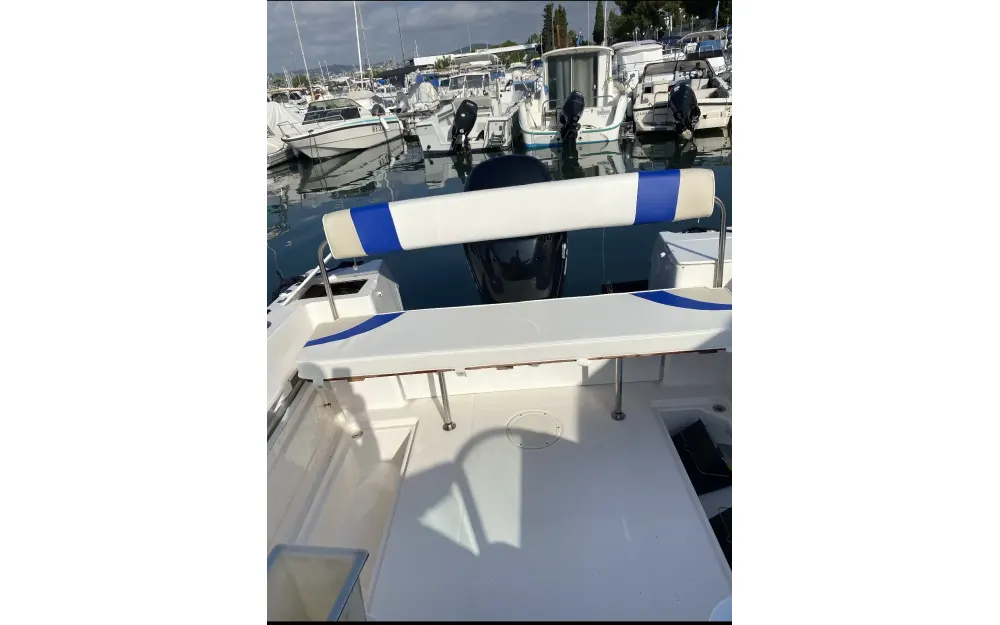 slider 9 Wellcraft Excel 23