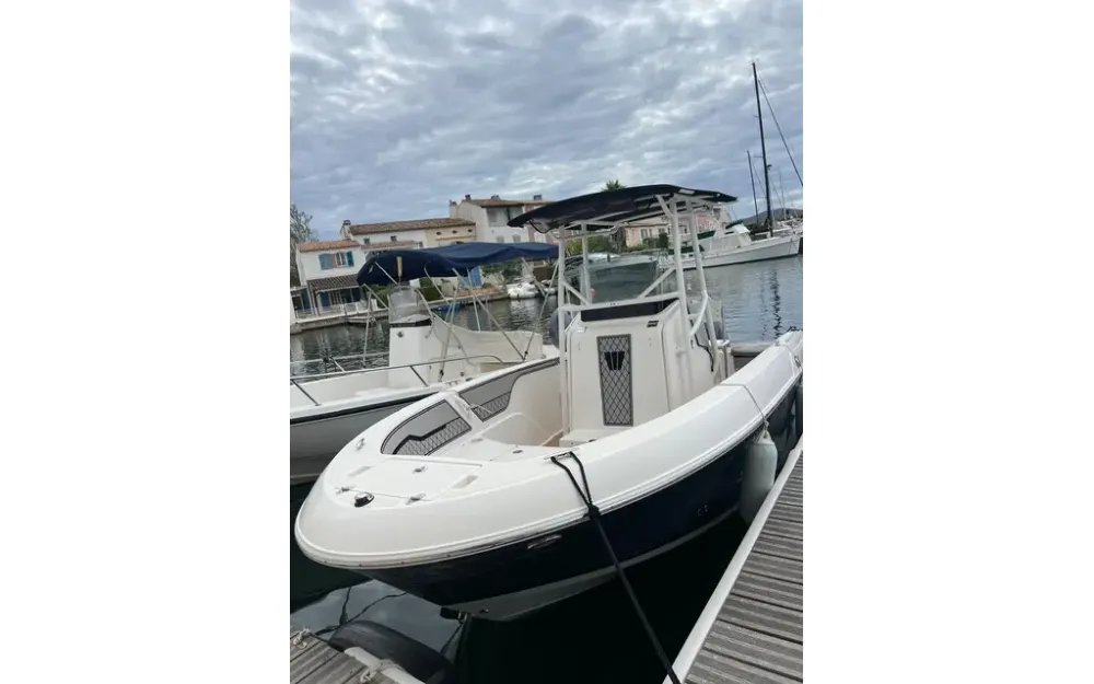 slider 3 Wellcraft Fisherman 182