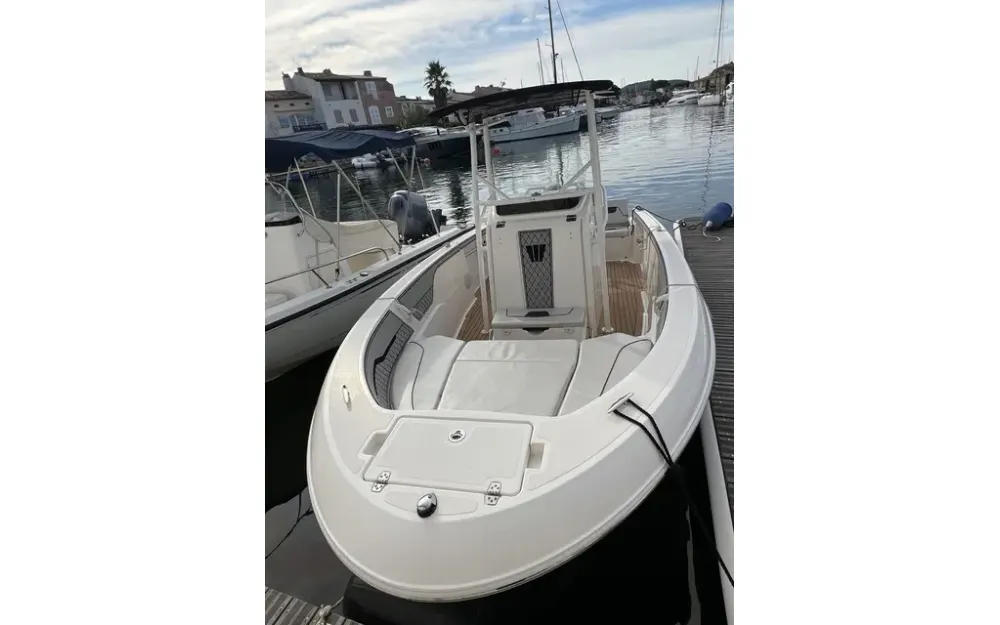 slider 4 Wellcraft Fisherman 182