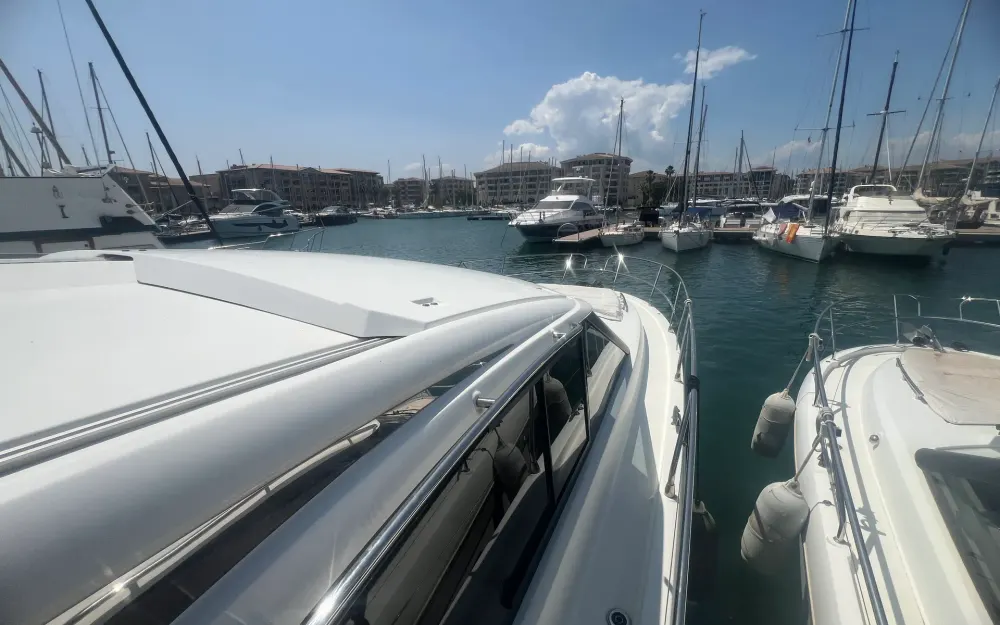 slider 13 Jeanneau Leader 40 Sportop