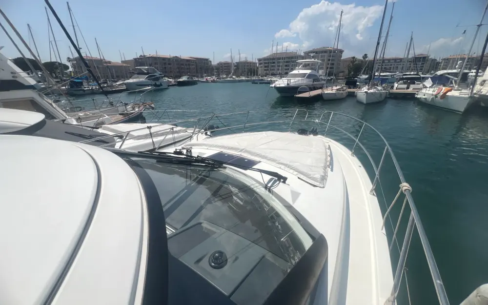 slider 15 Jeanneau Leader 40 Sportop