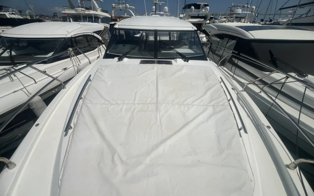 slider 17 Jeanneau Leader 40 Sportop