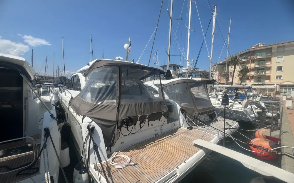slider 2 Jeanneau Leader 40 Sportop