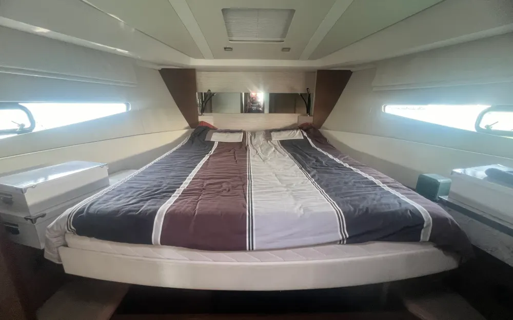slider 22 Jeanneau Leader 40 Sportop