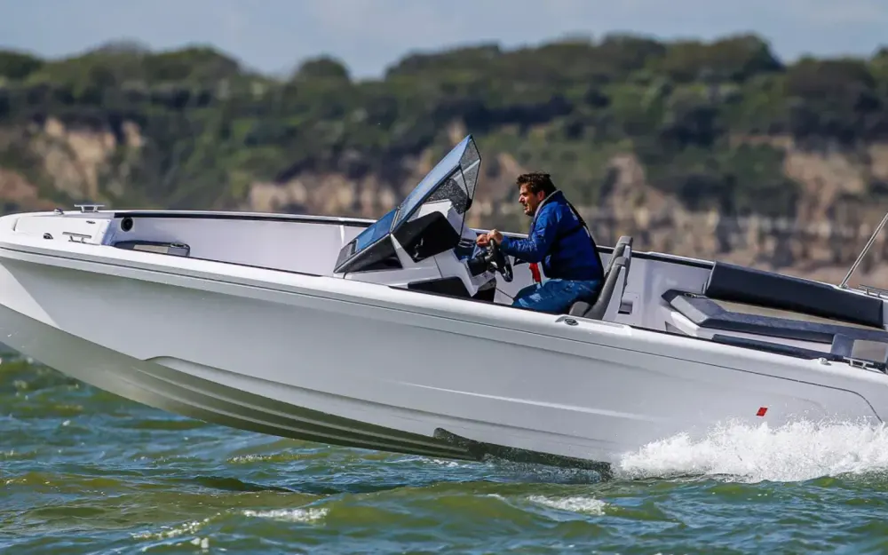 slider 0 Axopar  22 Spyder