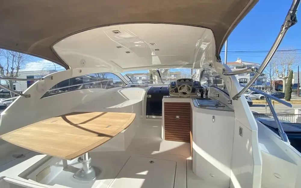 slider 9 Sessa Marine C38