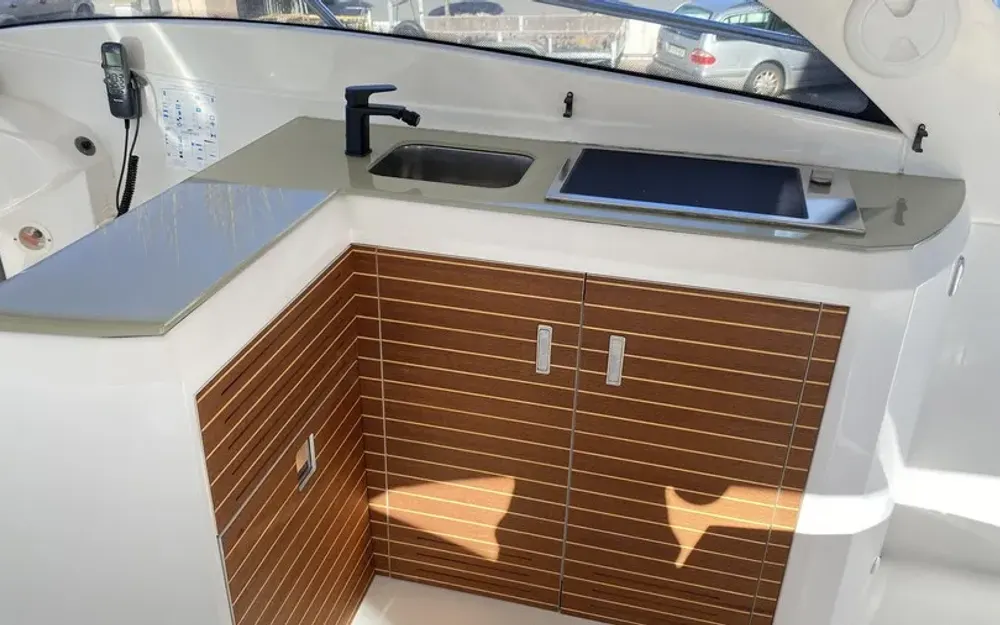 slider 11 Sessa Marine C38