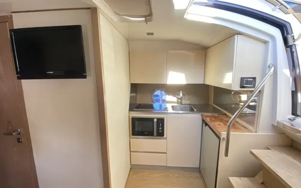 slider 14 Sessa Marine C38