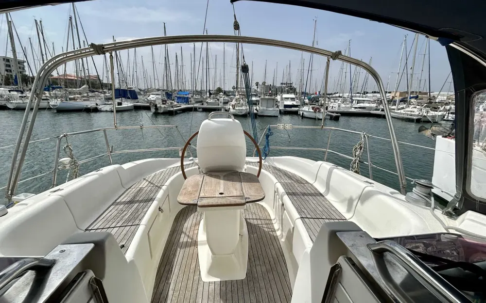 slider 9 Bavaria  37 Cruiser