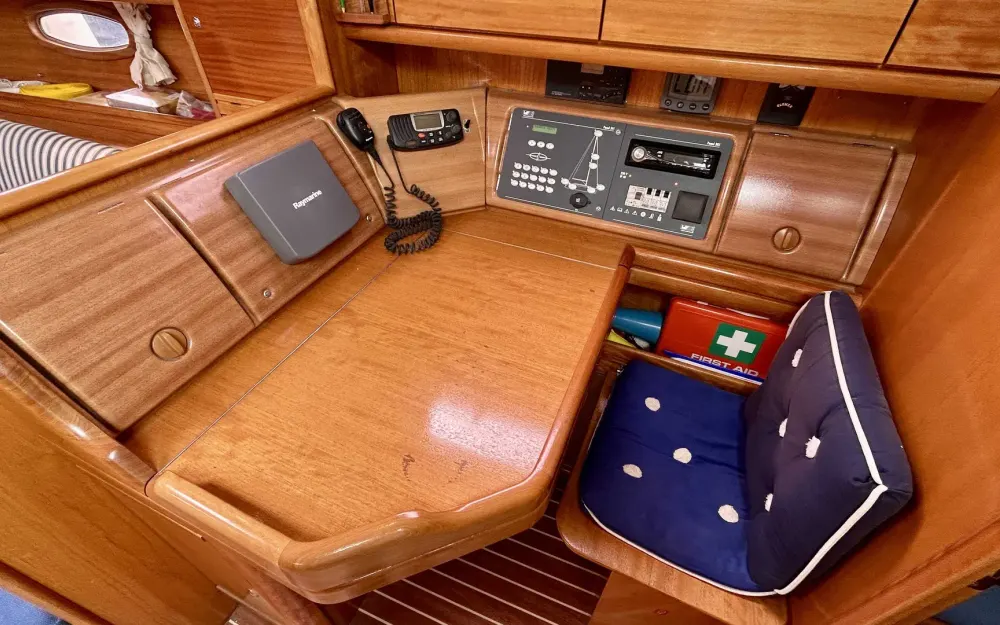 slider 12 Bavaria  37 Cruiser