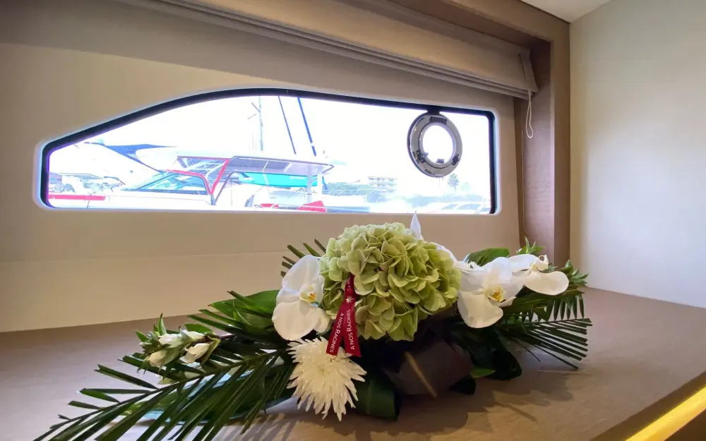 slider 18 Prestige Yachts Prestige 420 Fly