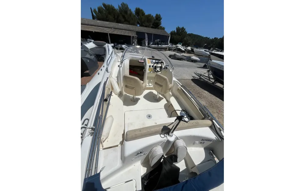 slider 20 Jeanneau Cap Camarat 715 WA