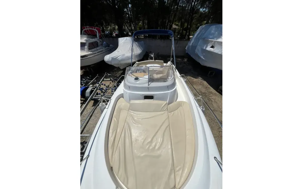 slider 24 Jeanneau Cap Camarat 715 WA