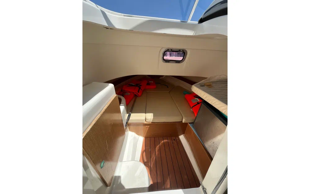 slider 31 Jeanneau Cap Camarat 715