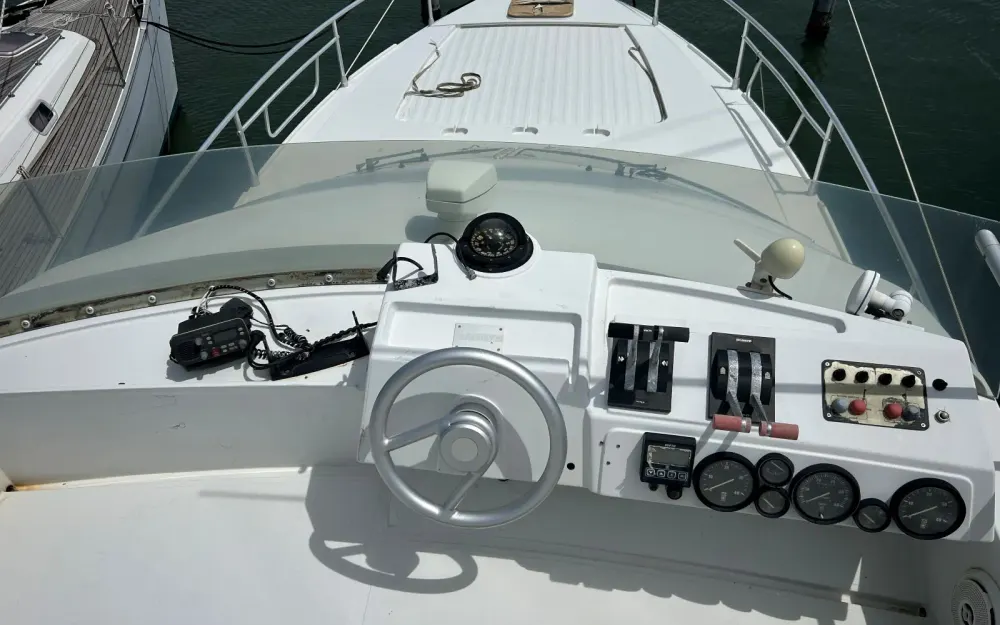 slider 10 Ferretti  45
