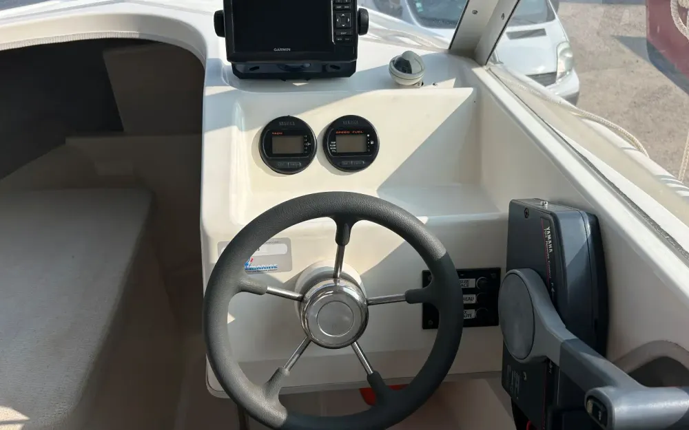 slider 5 Guymarine Evada 540 - null