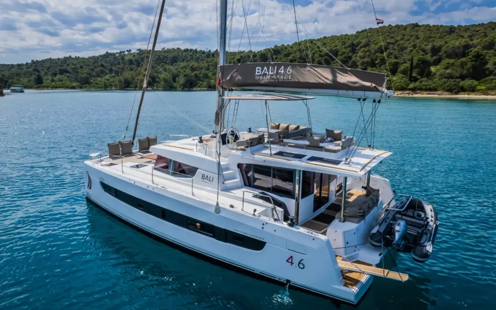 slider 0 Bali Catamarans Bali 4.6