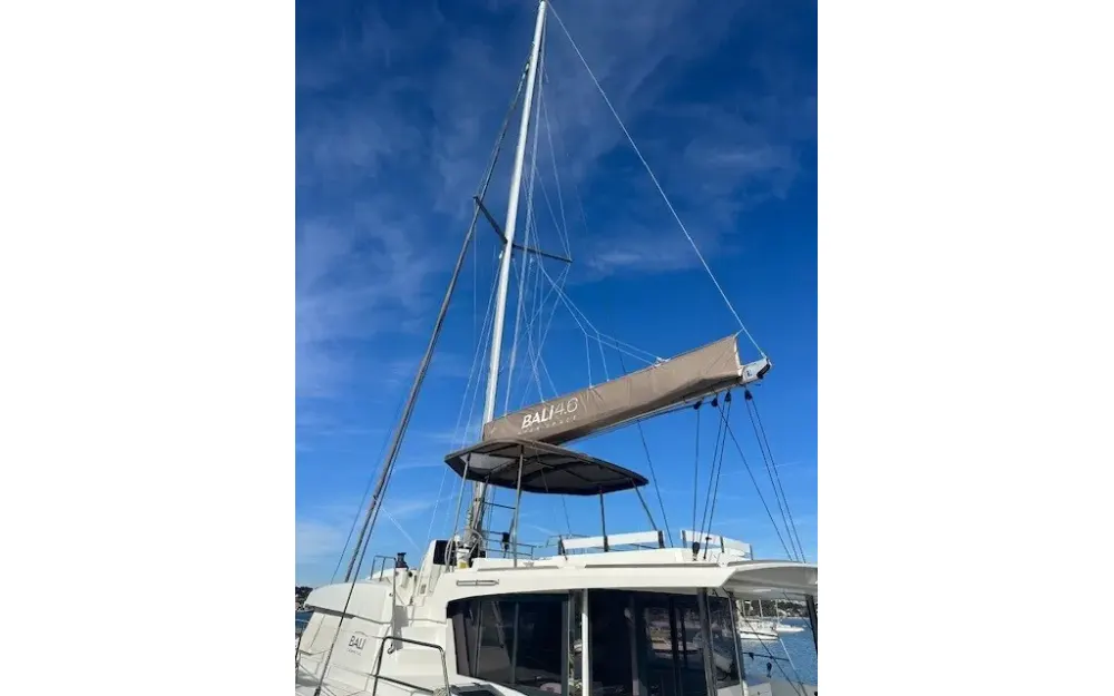 slider 23 Bali Catamarans Bali 4.6