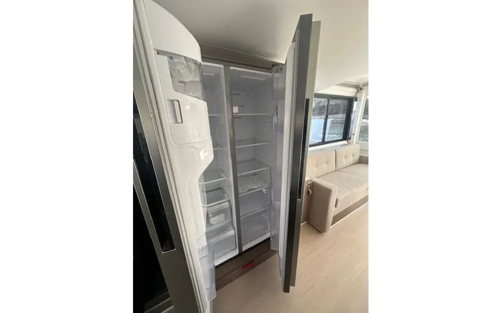 slider 2 Bali Catamarans Bali 4.6