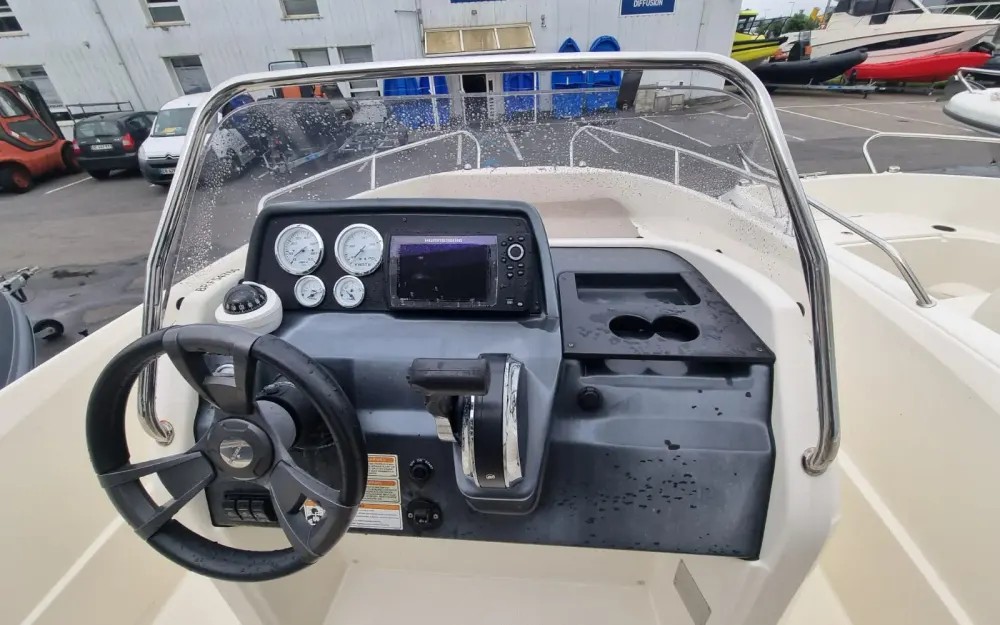 slider 3 Quicksilver Activ 555 Open