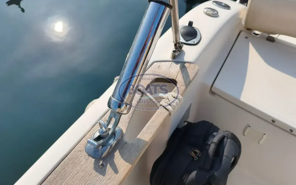 slider 14 Sessa Marine Key Largo 22