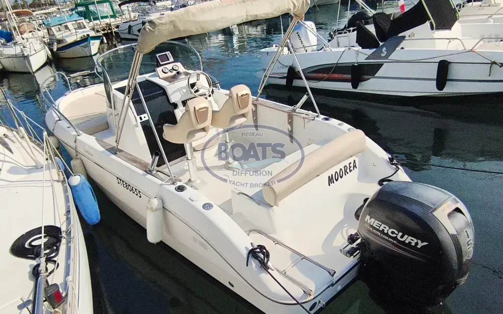 slider 1 Sessa Marine Key Largo 22