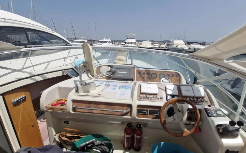 slider 3 Windy  33 Mistral