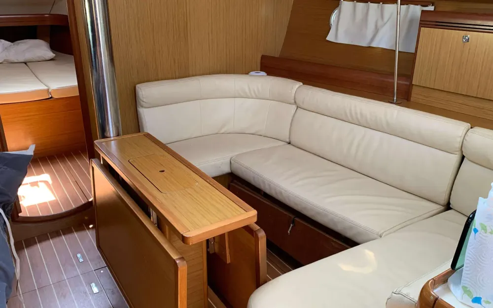 slider 35 Jeanneau Sun Odyssey 42 i