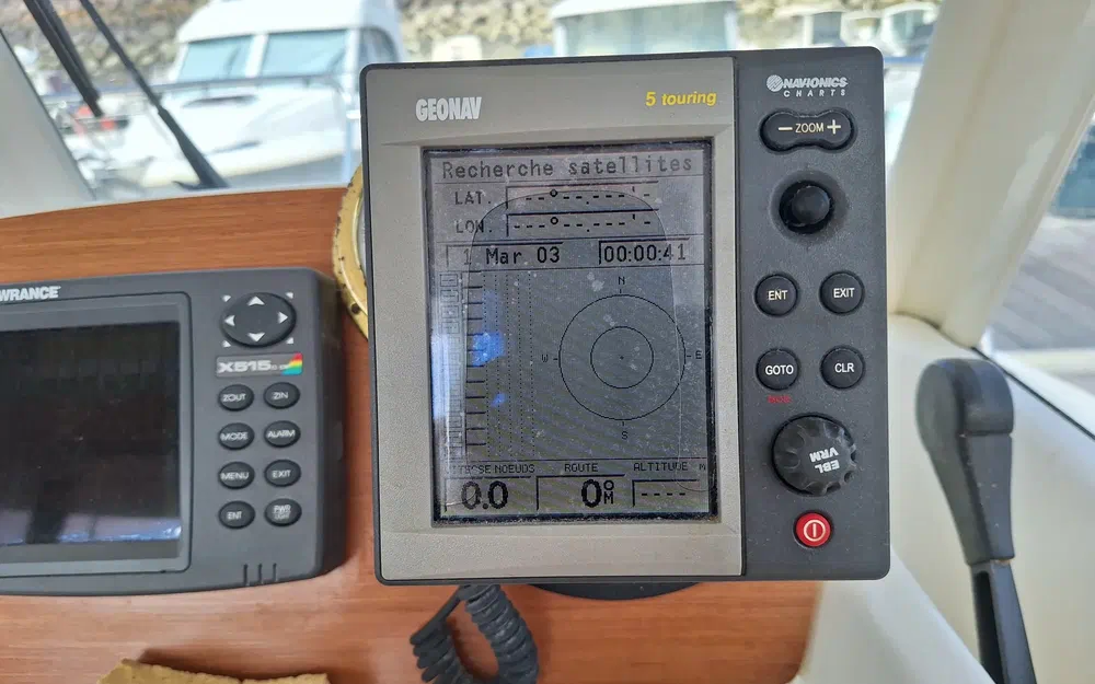 slider 12 Jeanneau Merry Fisher 655