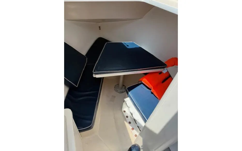 slider 4 Beneteau Antares 680