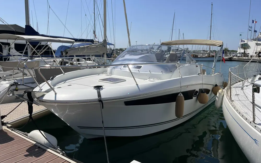 slider 1 Jeanneau Cap Camarat 8.5 WA