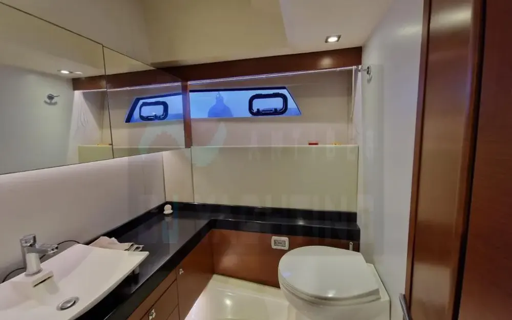 slider 10 Jeanneau Prestige 500 Fly