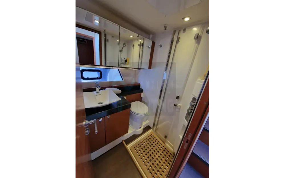 slider 13 Jeanneau Prestige 500 Fly