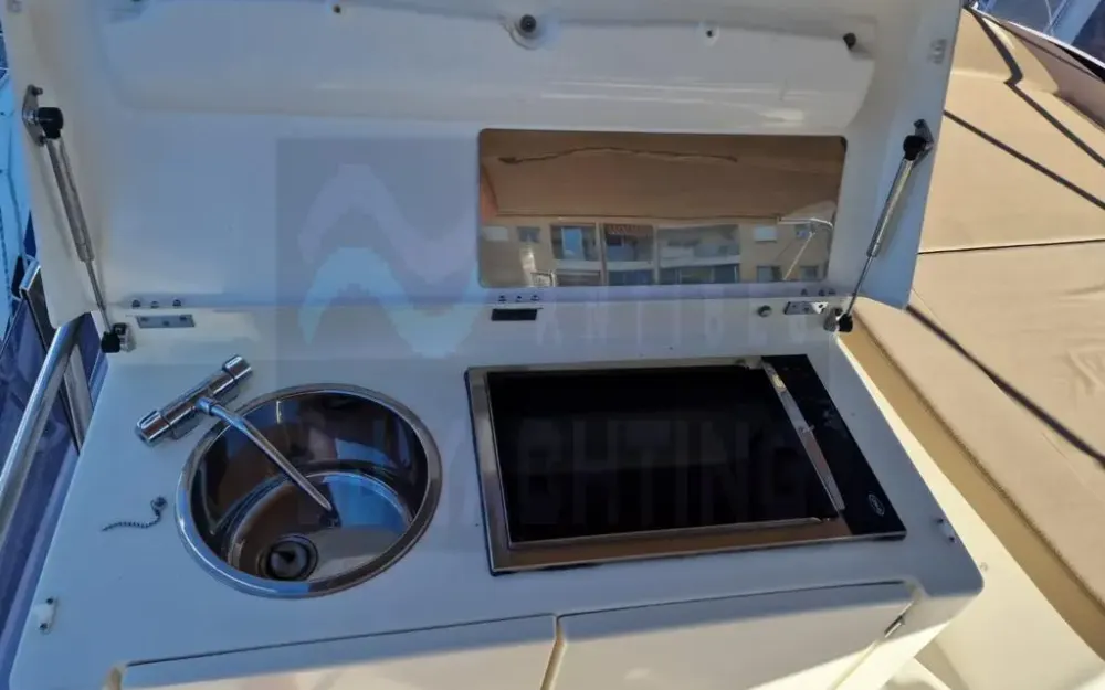 slider 20 Jeanneau Prestige 500 Fly