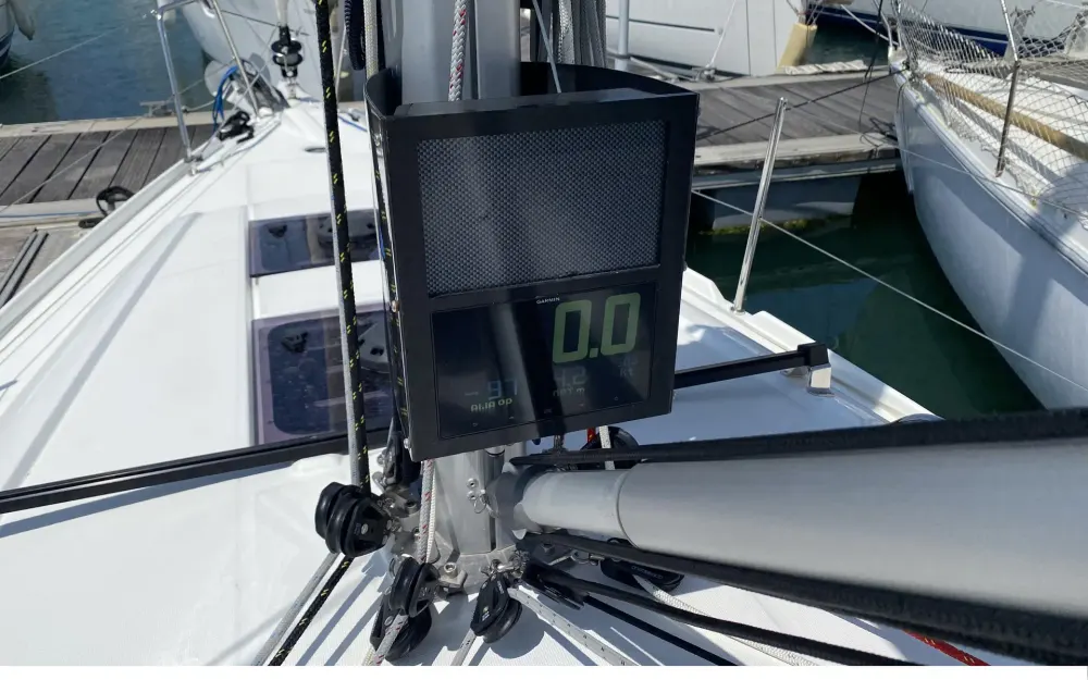 slider 11 Beneteau Oceanis 30.1
