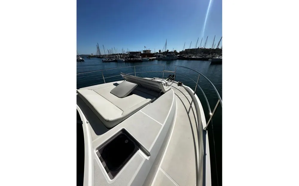 slider 11 Beneteau Swift Trawler 41 Fly - null