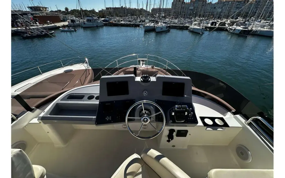 slider 12 Beneteau Swift Trawler 41 Fly