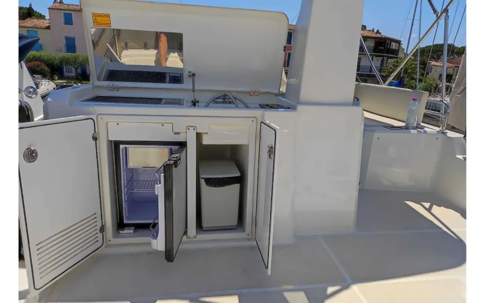 slider 14 Beneteau Swift Trawler 41 Fly