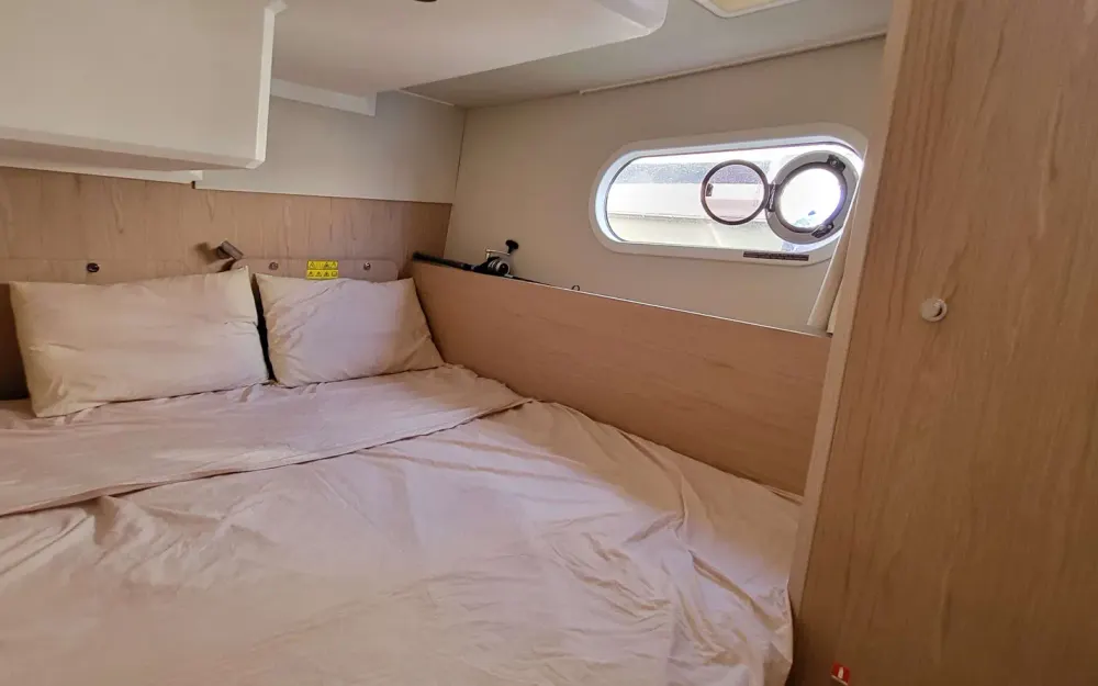 slider 16 Beneteau Swift Trawler 41 Fly